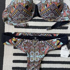 NWT Volcom Red and Pink Bikini Swimwear